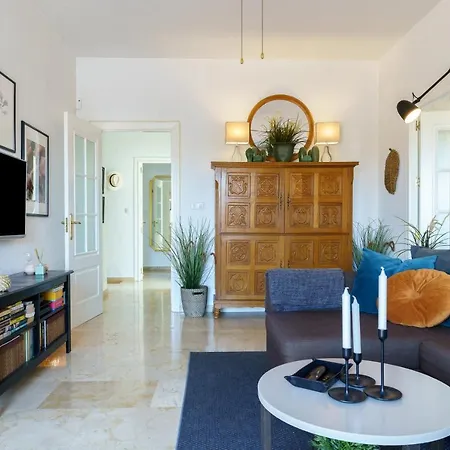 Penthouse Victoria 公寓
